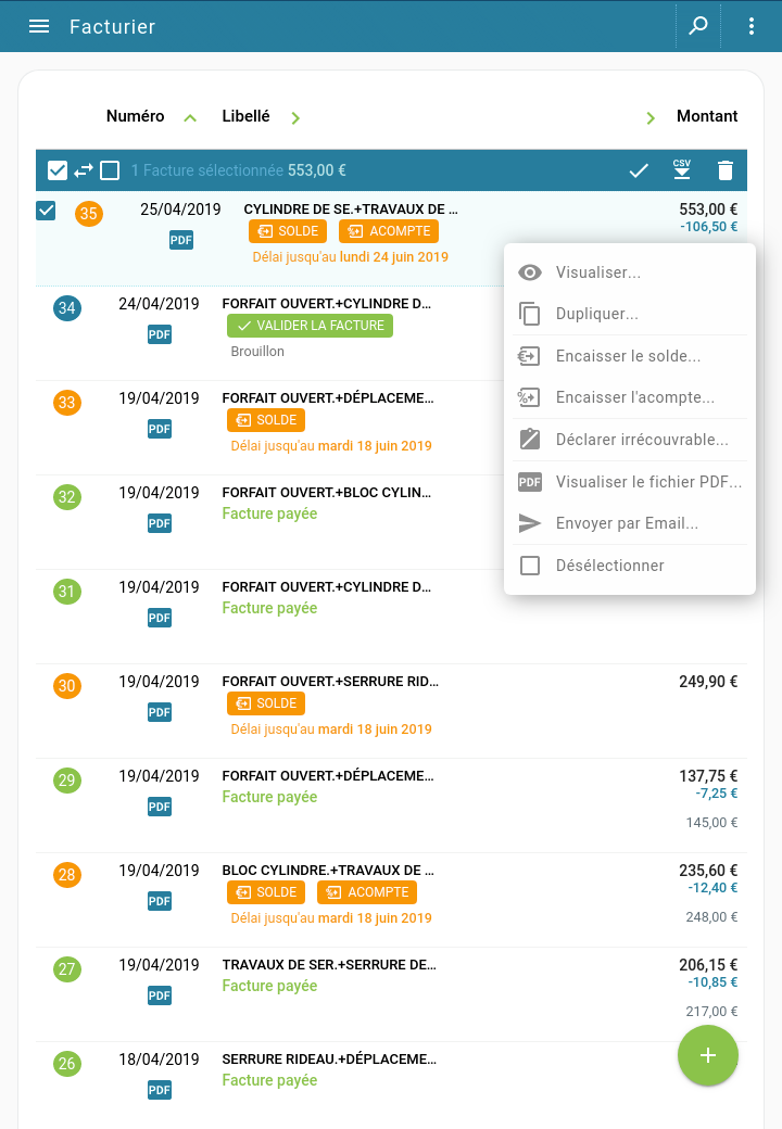 Capture d'écran Tablette : Facturier du micro-entrepreneur avec sélection pour effectuer des opérations groupées comme le téléchargement au format CSV